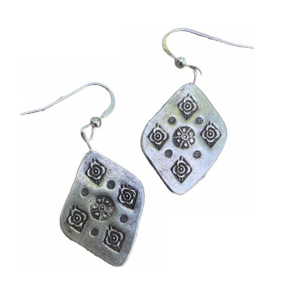 Jewel Design by Grace Jewelry - Indigenous Tibetan hand carved silver earrings